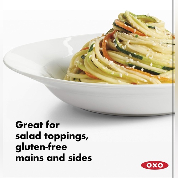 NEW OXO Good Grips Handheld Spiralizer - Picture 9 of 15